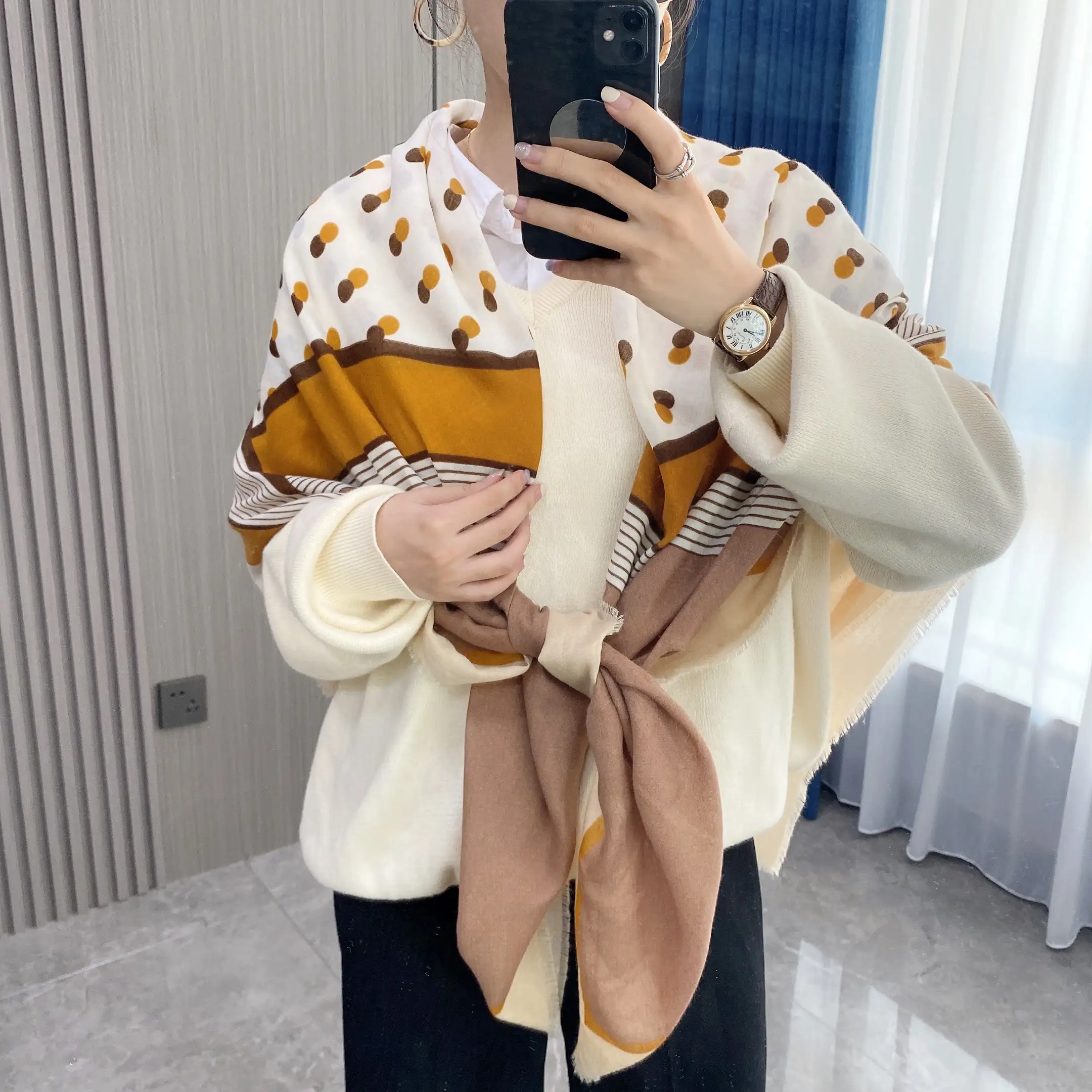 Goose Cotton-Feel Square Scarf – view 2